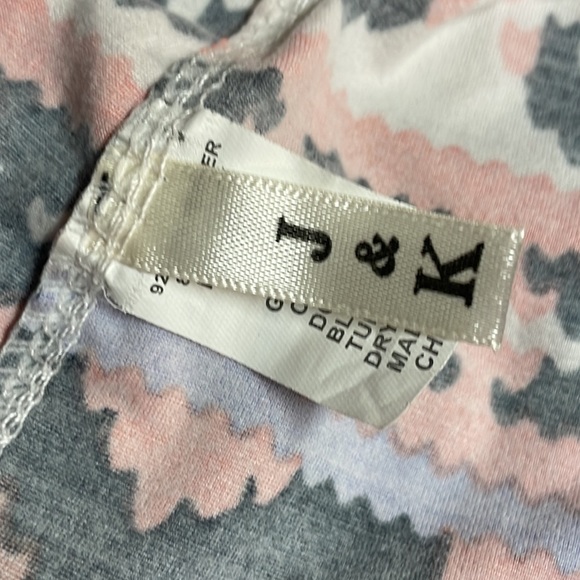 J & K Snowflake Leggings - Picture 4 of 7